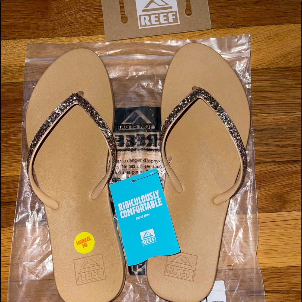 REEF Cushioned Stargazer Flip Flops